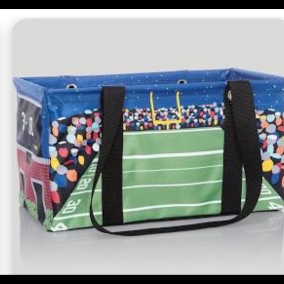 Thirty one totes - Picture 4 of 11